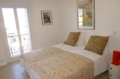Un ou plusieurs lits dans un hébergement de l'établissement REF 990 - Cannes Center - Apartment for rent