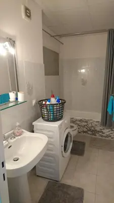 Salle de bains dans l'établissement Cannes proche croisette