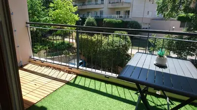 Balcon ou terrasse dans l'établissement Cannes proche croisette