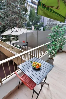 Balcon ou terrasse dans l'établissement Spacieux T2 avec grande terrasse à 200m de la plage
