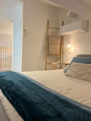 Un ou plusieurs lits dans un hébergement de l'établissement Le Nid d Azur Duplex vue Mer Centre Ville