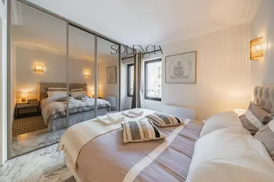 Un ou plusieurs lits dans un hébergement de l'établissement 2 pièces rue d'Antibes - Climatisation