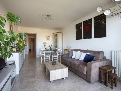 Coin salon dans l'établissement Apartment Le Cagnes Beach-4 by Interhome