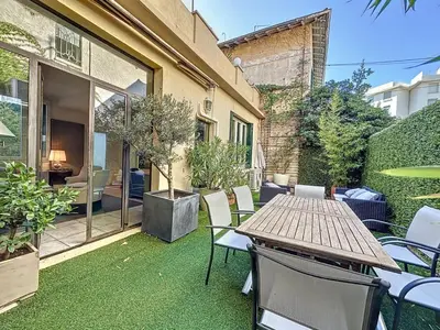 Jardin de l'établissement 3-Bedroom house with terrace 5 minutes walking from La Croisette