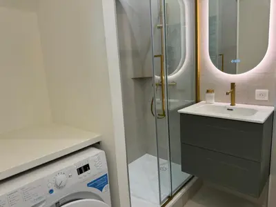Salle de bains dans l'établissement Studio du port - Porte marine