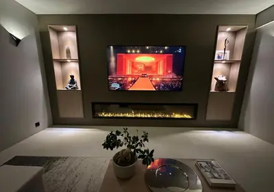 Télévision ou salle de divertissement dans l'établissement TOP 2 Bedrooms 2 Baths 2 WCs Terrasse Juan Les Pins