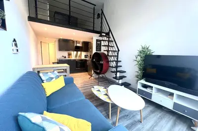 Télévision ou salle de divertissement dans l'établissement Golfe Juan - 4 People - Swimming Pool - Parking