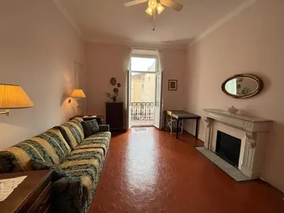 Coin salon dans l'établissement A005 Spacious and bright apt close to Croisette