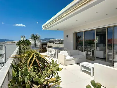 Plan de l'établissement Penthouse 2-Bedroom apartment with 360º views and parking