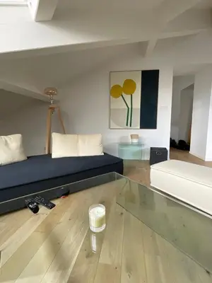 Coin salon dans l'établissement Beautiful modern apartment in Cannes