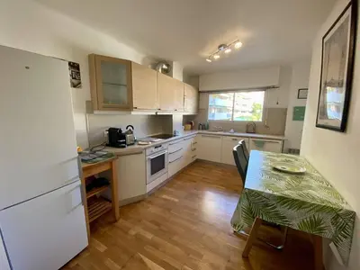 Cuisine ou kitchenette dans l'établissement Cannes proche Croisette - 2P tout confort terrasse