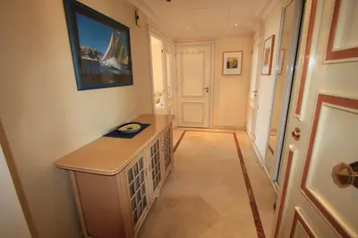 Télévision ou salle de divertissement dans l'établissement Palais Napoléon