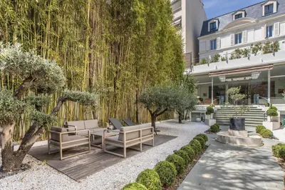 Jardin de l'établissement Heart of Cannes Luxury Stay - Steps from Beach & Palais