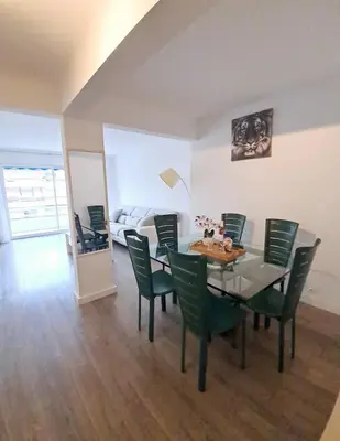 Coin salon dans l'établissement 4 - Person Apartment with Sea View terrace