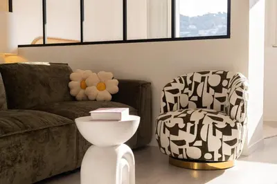 Coin salon dans l'établissement Appartement à Cannes