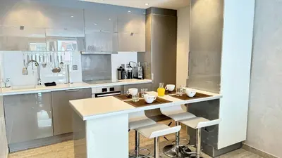 Cuisine ou kitchenette dans l'établissement Les Terrasses du Juana