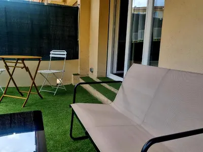 Coin salon dans l'établissement Studio with a 20sqm terrace 10min from la Croisette