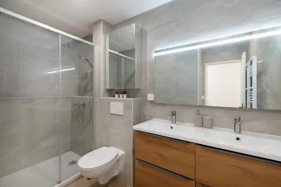 Salle de bains dans l'établissement Saint Honorât, Juan Les Pins Antibes Terrasse