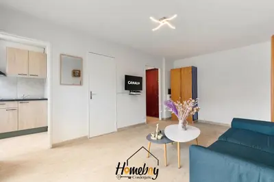 Cuisine ou kitchenette dans l'établissement Studio Cosy, Emplacement Idéal 2 minute des plages