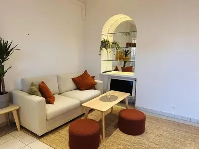 Coin salon dans l'établissement Bright one bedroom apartment in the center of Cannes13 minutes walk to the Palais des Festivals - 2290