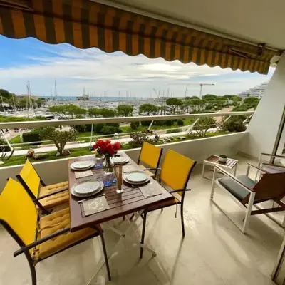 Bel appartement Vue sur la Marina Classé 3 étoiles