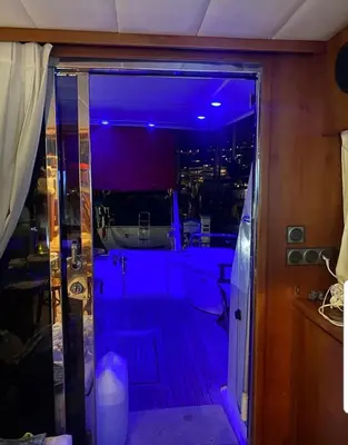 Balcon ou terrasse dans l'établissement Golfe-Juan Yacht