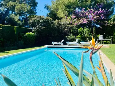 Piscine de l'établissement Villa cap d'antibes ou située à proximité