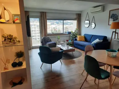 Coin salon dans l'établissement One bedroom apartment Palm Beach