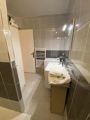 Salle de bains dans l'établissement T2 Proche plage - Centre cagnes sur mer