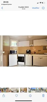 Cuisine ou kitchenette dans l'établissement Maison provençale vue mer