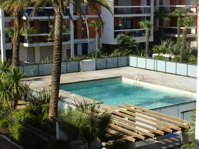 Piscine de l'établissement Appartement Villeneuve Loubet ou située à proximité