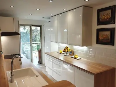 Cuisine ou kitchenette dans l'établissement La Californie Views II
