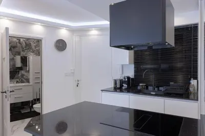 Cuisine ou kitchenette dans l'établissement Croisette Star - Bd Croisette