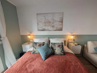 Un ou plusieurs lits dans un hébergement de l'établissement Luxury studio next to beaches and old town Antibes