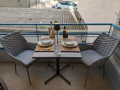 Balcon ou terrasse dans l'établissement Luxury studio next to beaches and old town Antibes