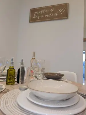 Boissons dans l'établissement Marina Baie des Anges, Sublime Studio