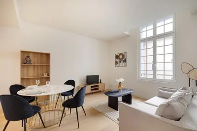 Coin salon dans l'établissement Appartement Place de Gaulle - Welkeys