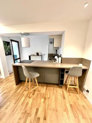 Cuisine ou kitchenette dans l'établissement Studio La Baronne