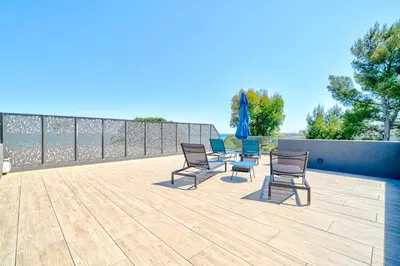 Balcon ou terrasse dans l'établissement Rooftop 3 pièces avec Piscine face mer