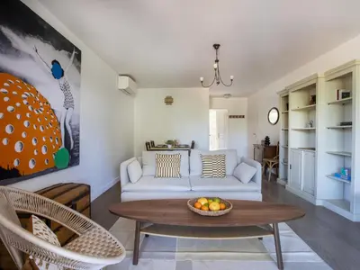 Coin salon dans l'établissement Apartment Vaugrenier Présidence by Interhome