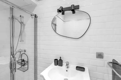 Salle de bains dans l'établissement Croisette 65 apartment-Miramar residence