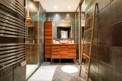 Salle de bains dans l'établissement Juan les pins confort et commodites