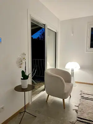 Coin salon dans l'établissement 4 bedroom house Le Cannet