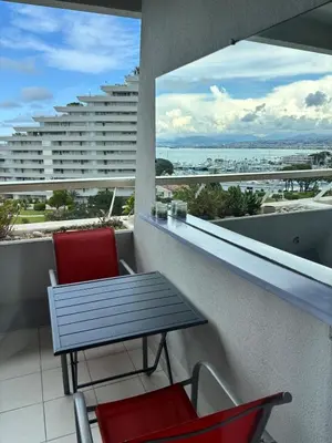 Balcon ou terrasse dans l'établissement Sea & Port View Cozy Studio at Marina Baie des Anges