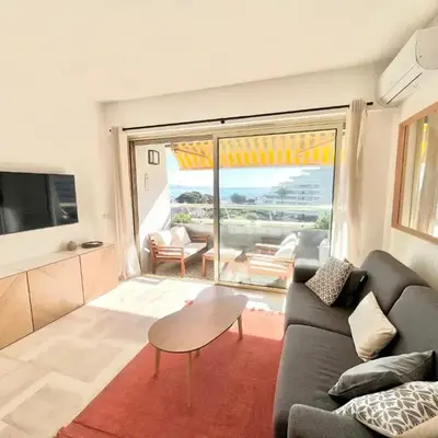 Marina Baie studio vue mer et jardin avec clim