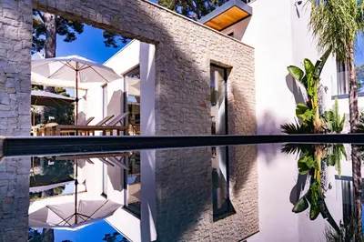 Piscine de l'établissement Villa Koya ou située à proximité