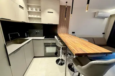 Cuisine ou kitchenette dans l'établissement Juan les Pins - Apartment for 2 people - Wifi & Parking