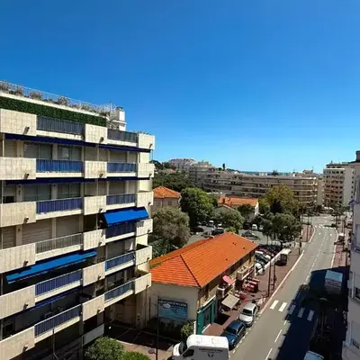 Juan les Pins - Apartment for 2 people - Wifi & Parking