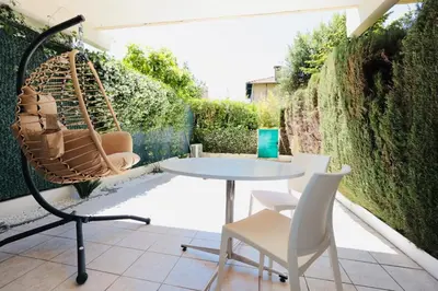 Jardin de l'établissement Roses des Mers - Apt Standing 2 Prs - Clim - Parking