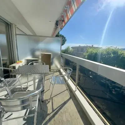 Beau studio proche des plages piscine